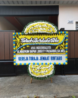 Papan Bunga Duka di Limbatihu
